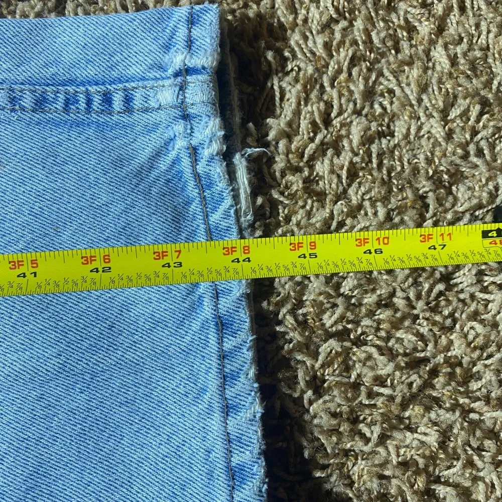Vintage Levis SilverTab Relaxed Fit Jeans Light Wash 90s USA Made W38 L32 37x30
